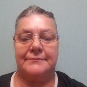 Meet your Posher, Debra